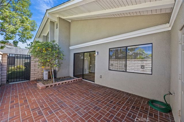 8933 Yolo Circle 1307A, Huntington Beach, CA 92646