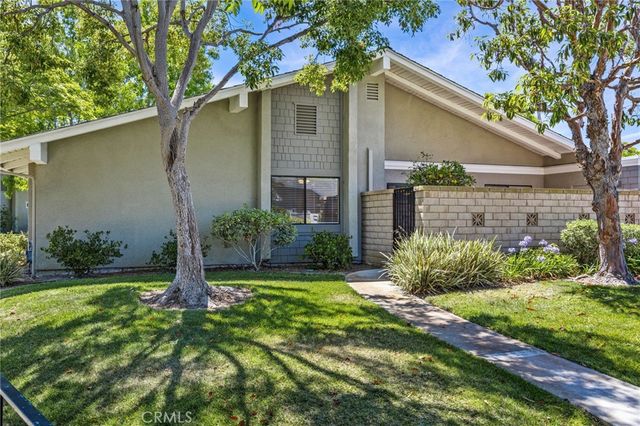 8933 Yolo Circle 1307A, Huntington Beach, CA 92646