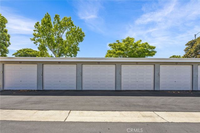 8933 Yolo Circle 1307A, Huntington Beach, CA 92646