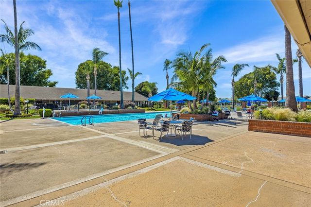8933 Yolo Circle 1307A, Huntington Beach, CA 92646