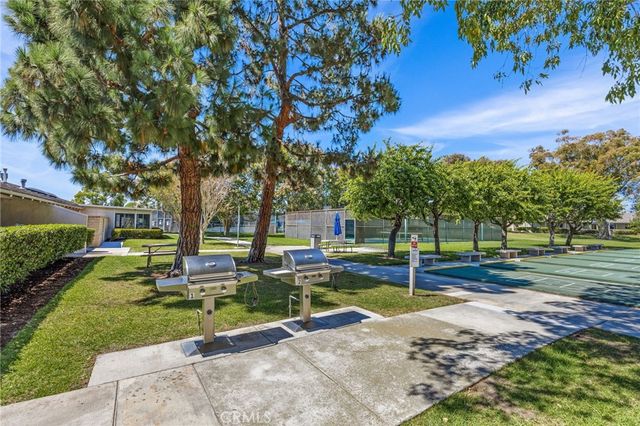 8933 Yolo Circle 1307A, Huntington Beach, CA 92646