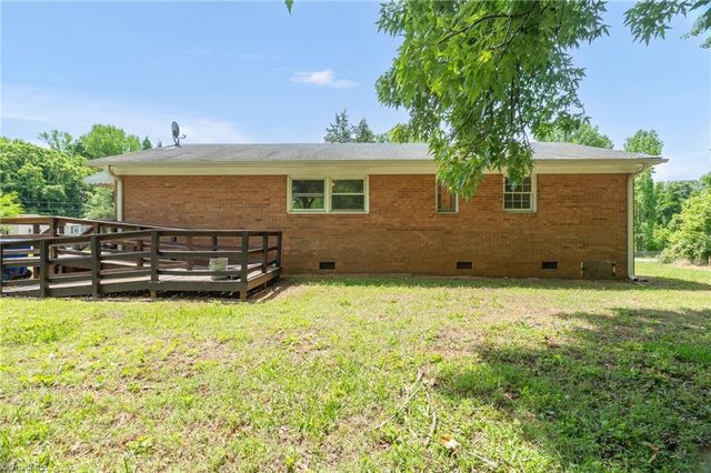 714 W Mckinley Street, Mebane, NC 27302