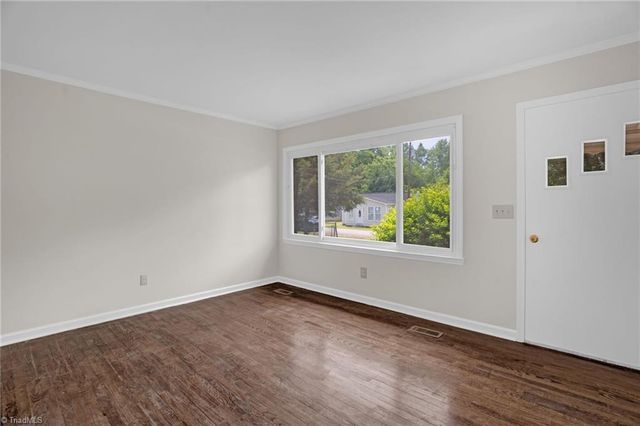 714 W Mckinley Street, Mebane, NC 27302