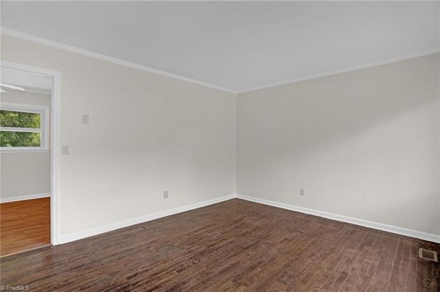714 W Mckinley Street, Mebane, NC 27302
