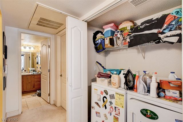 5055 West Hacienda Avenue 2004, Las Vegas, NV 89118