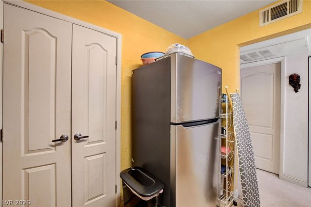 5055 West Hacienda Avenue 2004, Las Vegas, NV 89118