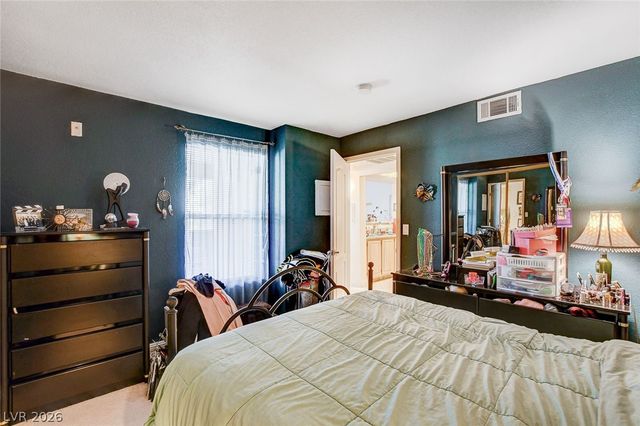 5055 West Hacienda Avenue 2004, Las Vegas, NV 89118