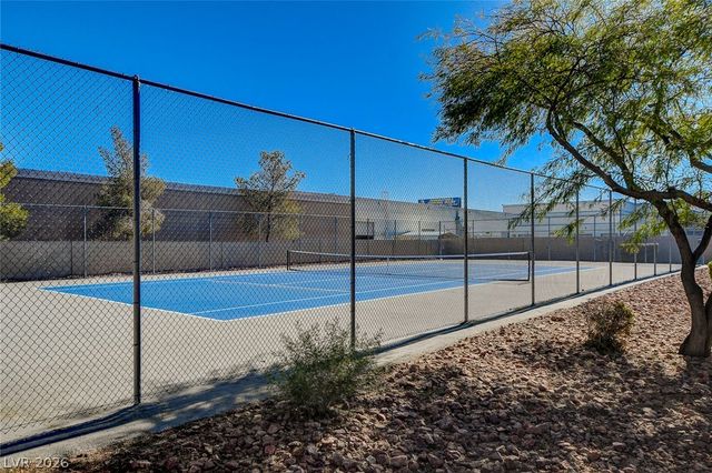 5055 West Hacienda Avenue 2004, Las Vegas, NV 89118