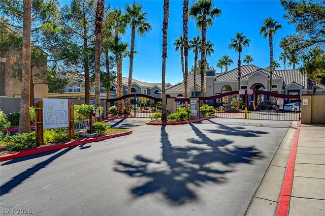 5055 West Hacienda Avenue 2004, Las Vegas, NV 89118