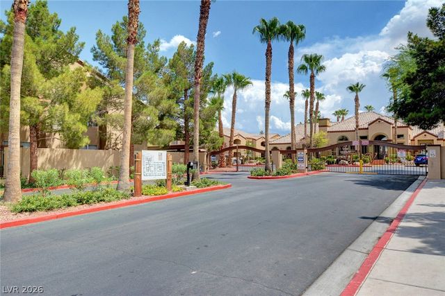 5055 West Hacienda Avenue 2004, Las Vegas, NV 89118