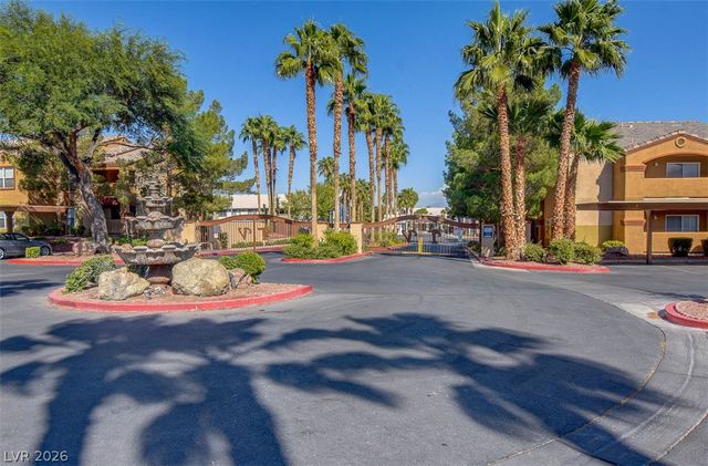 5055 West Hacienda Avenue 2004, Las Vegas, NV 89118