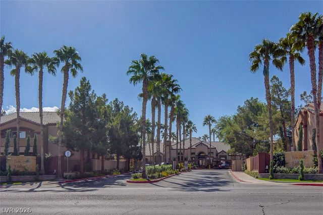 5055 West Hacienda Avenue 2004, Las Vegas, NV 89118