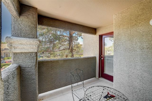 5055 West Hacienda Avenue 2004, Las Vegas, NV 89118