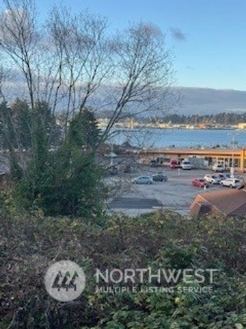 130 Mitchell Avenue, Port Orchard, WA 98366