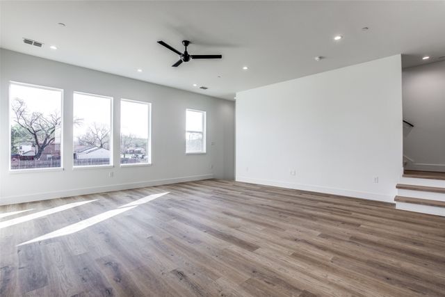 2143 Mail Avenue 103, Dallas, TX 75235