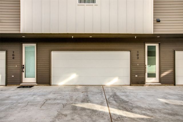 2143 Mail Avenue 103, Dallas, TX 75235