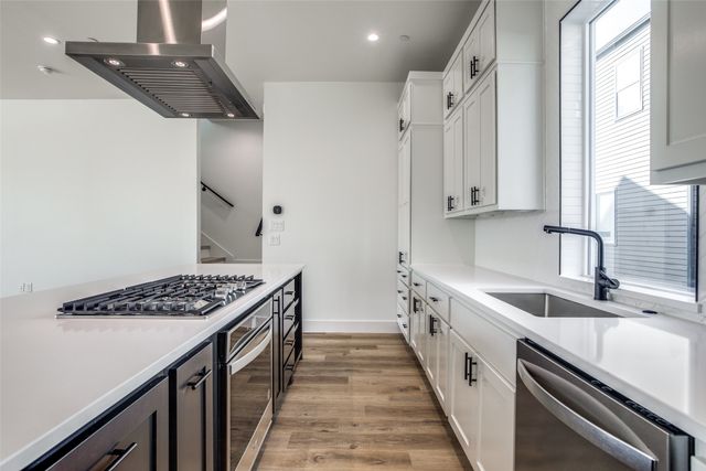 2143 Mail Avenue 103, Dallas, TX 75235