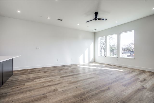 2143 Mail Avenue 103, Dallas, TX 75235