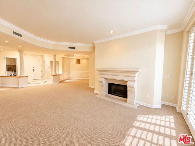 128 N Swall Drive PH7, Los Angeles, CA 90048