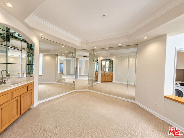 128 N Swall Drive PH7, Los Angeles, CA 90048