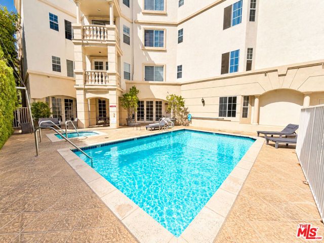 128 N Swall Drive PH7, Los Angeles, CA 90048