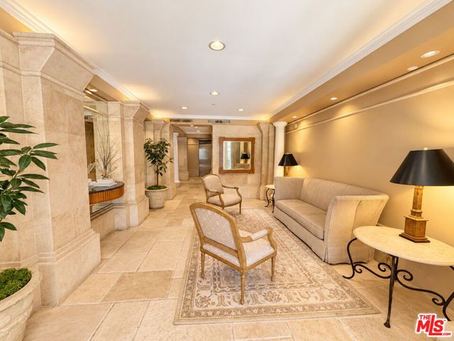 128 N Swall Drive PH7, Los Angeles, CA 90048