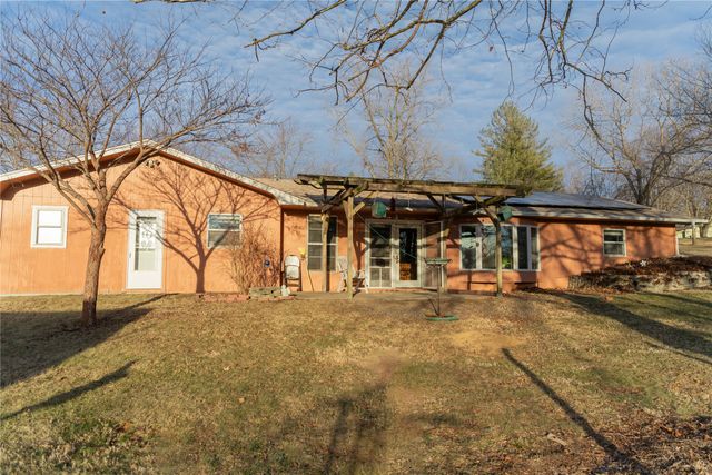 123 Timber Ridge Drive, Pella, IA 50219