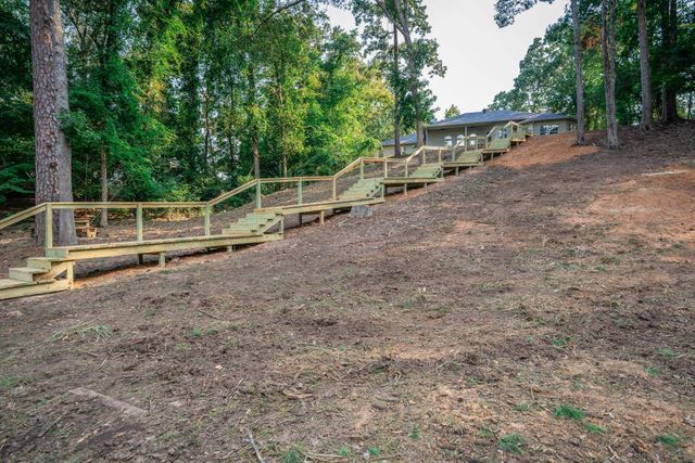 1804 W Lake Dr., Gladewater, TX 75647