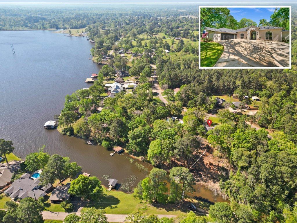 1804 W Lake Dr., Gladewater, TX 75647