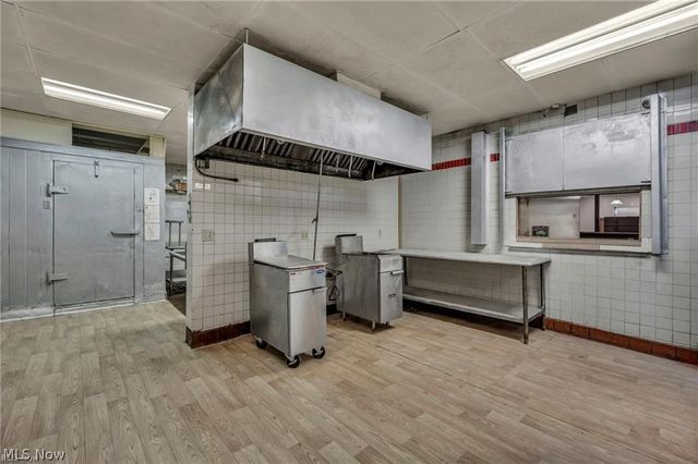 1755 Oberlin Avenue, Lorain, OH 44052