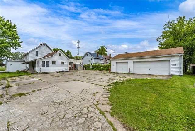 1755 Oberlin Avenue, Lorain, OH 44052