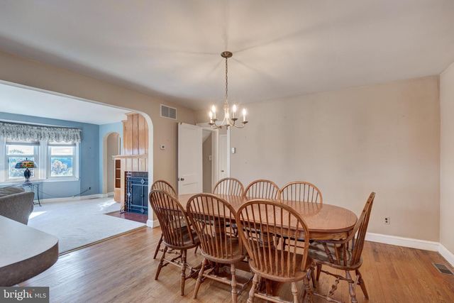 16617 FREDERICK, Mount Airy, MD 21771