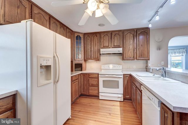 16617 FREDERICK, Mount Airy, MD 21771