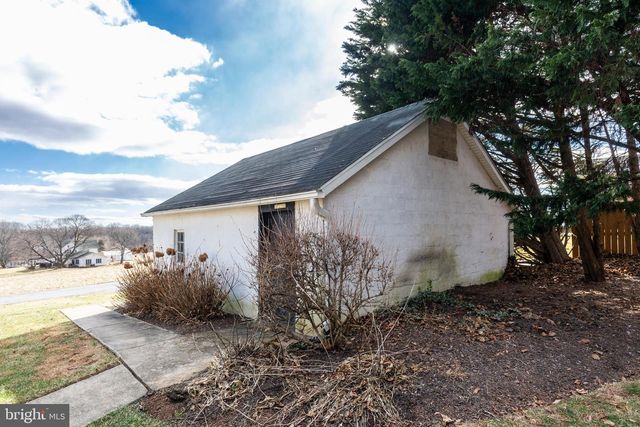 16617 FREDERICK, Mount Airy, MD 21771