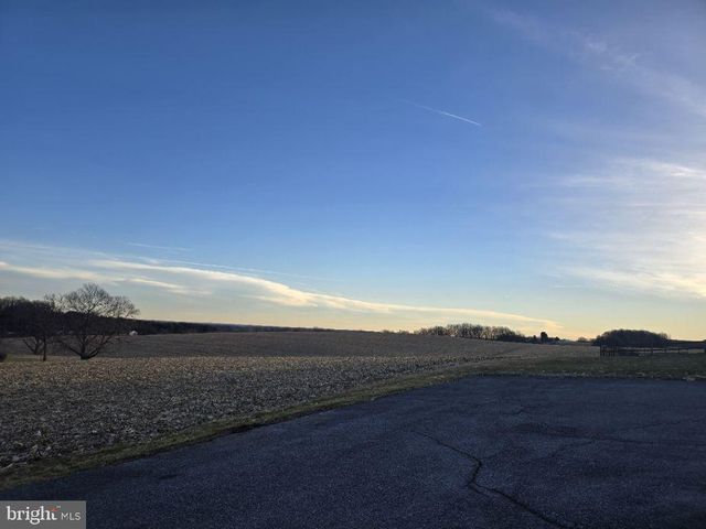 16617 FREDERICK, Mount Airy, MD 21771