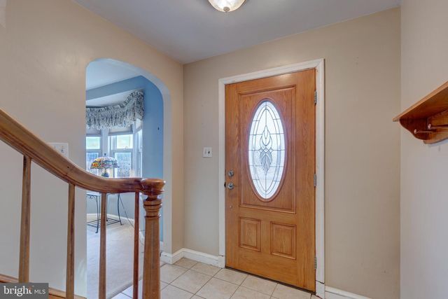 16617 FREDERICK, Mount Airy, MD 21771