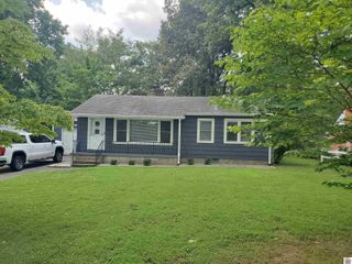 255 Country Club Lane, Paducah, KY 42001