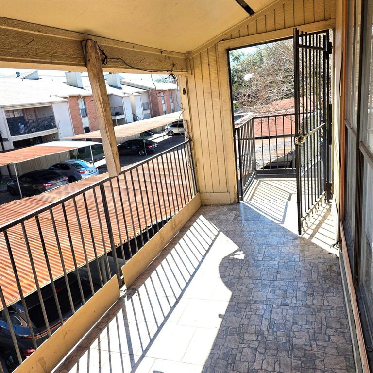 10100 S Gessner Road 202, Houston, TX 77071