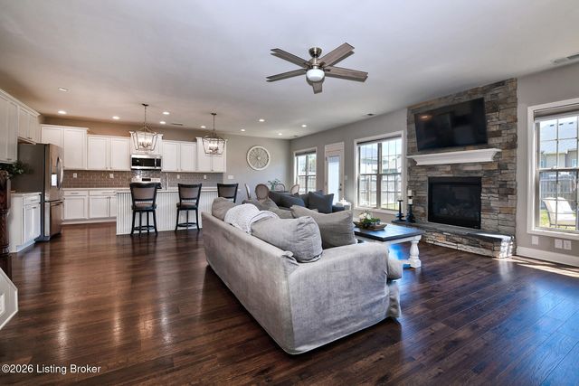 17133 Piton Way, Louisville, KY 40245
