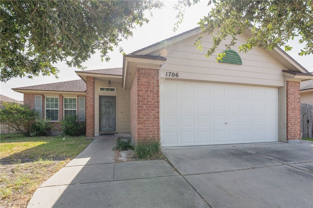 1706 Chisolm Trai, Corpus Christi, TX 78410 — exterior