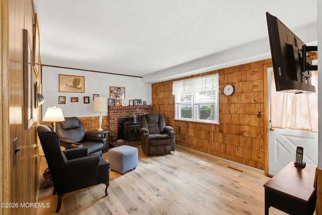 839 Regency Court, Toms River, NJ 08753
