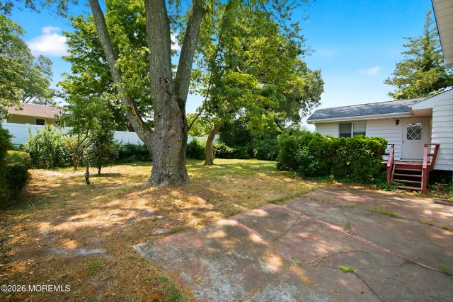 839 Regency Court, Toms River, NJ 08753