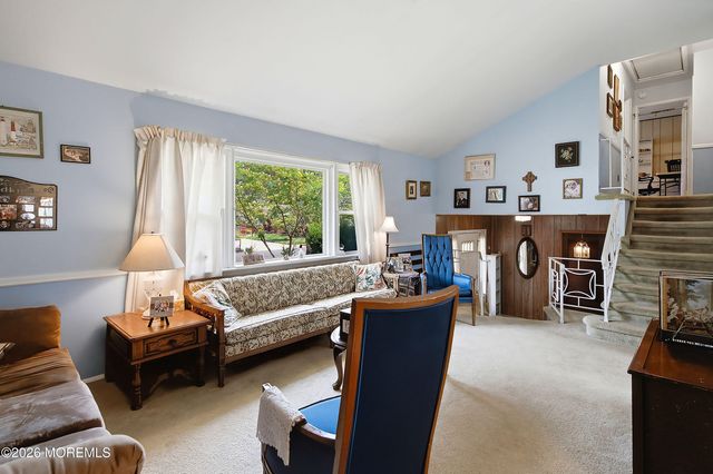 839 Regency Court, Toms River, NJ 08753