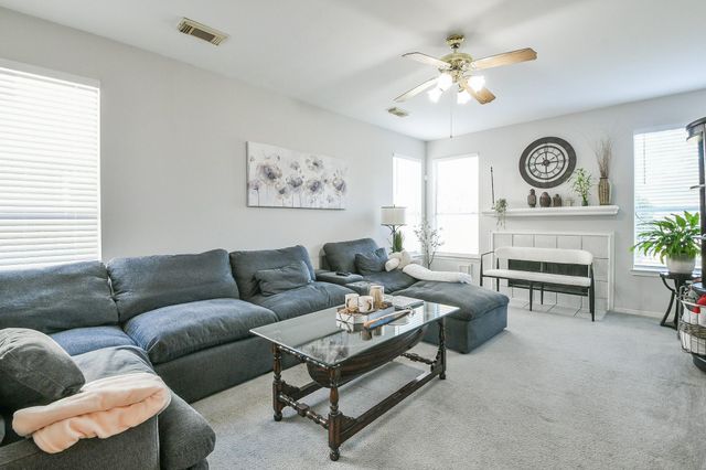 8623 Rose Garden Drive, Houston, TX 77083