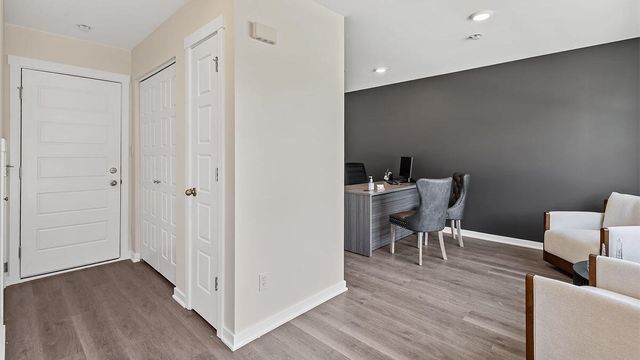513 E 120th Place, Crown Point, IN 46307