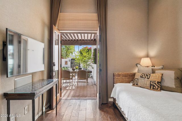 5101 N CASA BLANCA Drive 30, Paradise Valley, AZ 85253