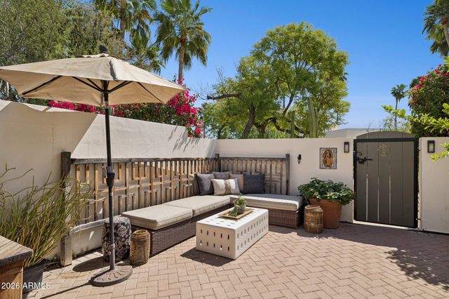 5101 N CASA BLANCA Drive 30, Paradise Valley, AZ 85253