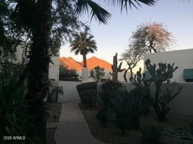 5101 N CASA BLANCA Drive 30, Paradise Valley, AZ 85253