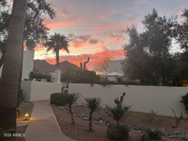 5101 N CASA BLANCA Drive 30, Paradise Valley, AZ 85253
