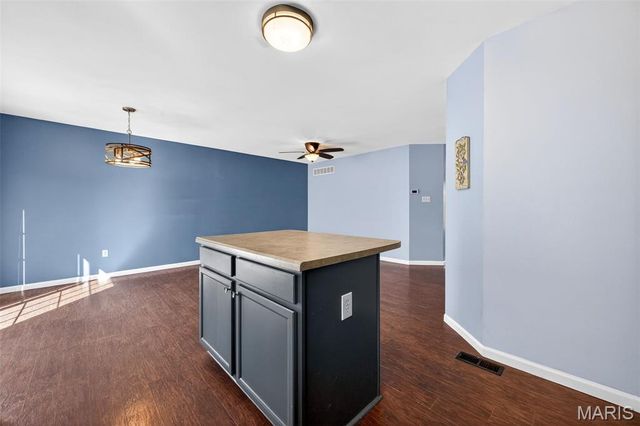 3273 Cog Wheel Station, St Charles, MO 63301